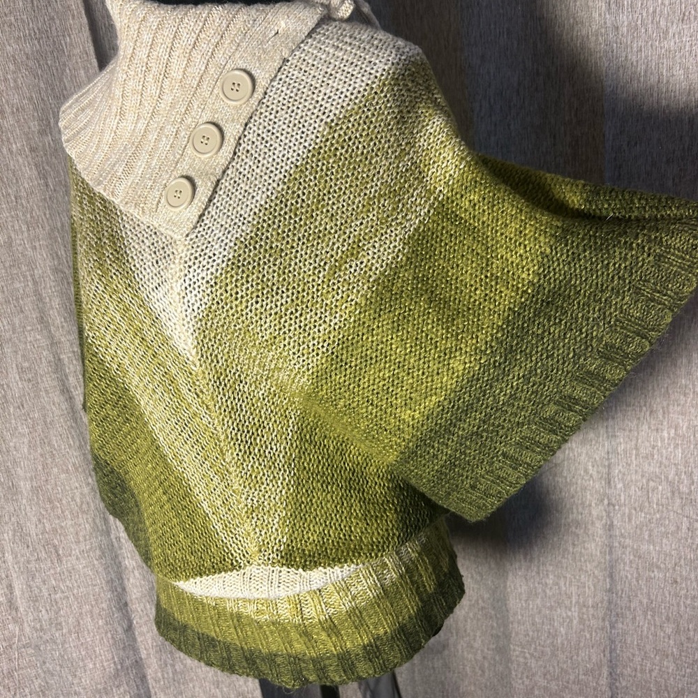 New Directions Green and Cream Ombré Shrug Sweater